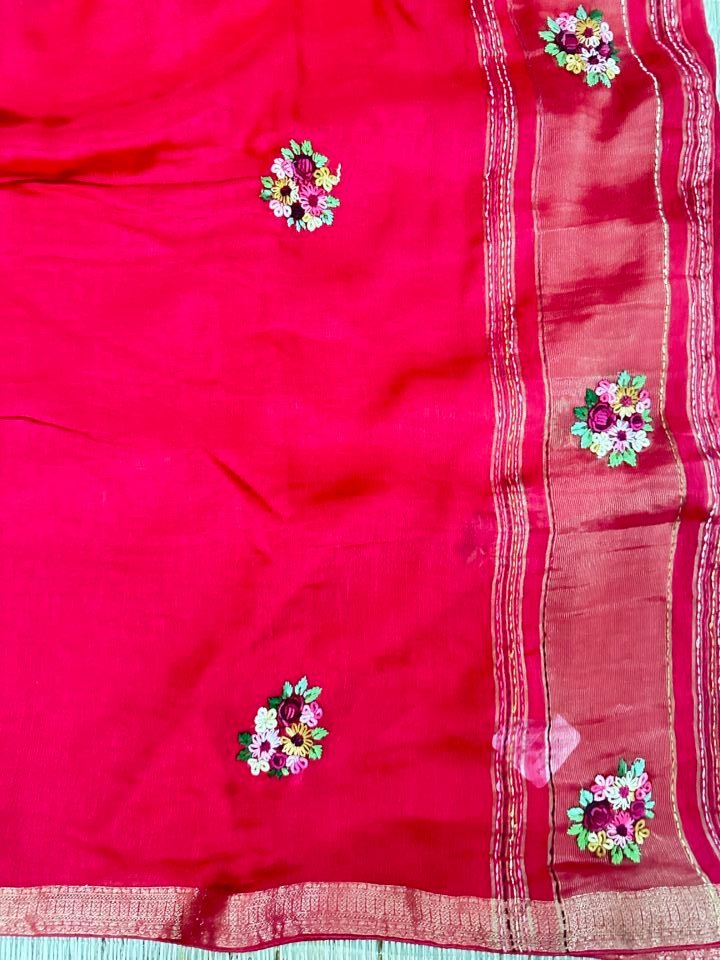 Lenin silk | Embroidered blouse designs, Saree blouse designs latest, Fancy blouse  designs